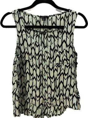Forever 21 Mint and Black Chevron Button-Front Tank